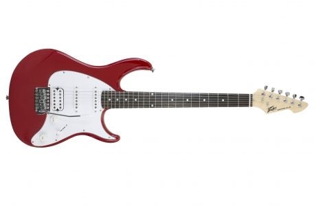 PEAVEY Raptor Plus Red Электрогитара, форма Stratocaster