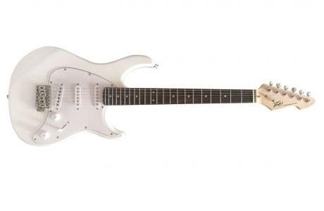PEAVEY Raptor SSS Gloss White Электрогитара, форма Stratocaster