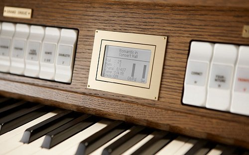 Johannus ECCLESIA Series Ecclesia T250 + Speakers купить в Москве: цены, доставка, фото Johannus ECCLESIA Series Ecclesia T250 + Speakers купить в Москве: цены, доставка, фото