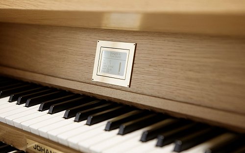 Johannus ECCLESIA Series Ecclesia D450 + Speakers купить в Москве: цены, доставка, фото Johannus ECCLESIA Series Ecclesia D450 + Speakers купить в Москве: цены, доставка, фото