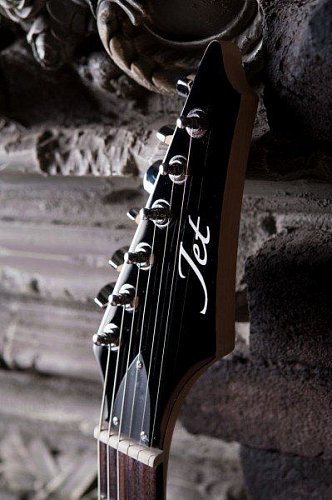 Электрогитара JET UAE 550 MBK купить в Москве: цены, доставка, фото Электрогитара JET UAE 550 MBK купить в Москве: цены, доставка, фото