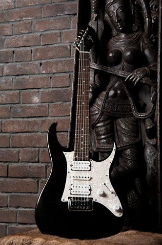 Электрогитара JET UAE 550 MBK купить в Москве: цены, доставка, фото Электрогитара JET UAE 550 MBK купить в Москве: цены, доставка, фото