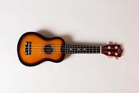 Укулеле сопрано TUTTI JR-11/SB купить в Москве: цены, доставка, фото Укулеле сопрано TUTTI JR-11/SB купить в Москве: цены, доставка, фото