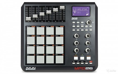 AKAI PRO MPD26, MIDI/USB-контроллер, 16 пэдов, управление Q-Link