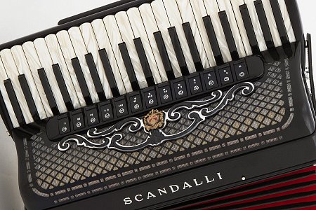 Аккордеон Scandalli Tradizione Polifonico XII купить в Москве: цены, доставка, фото Аккордеон Scandalli Tradizione Polifonico XII купить в Москве: цены, доставка, фото