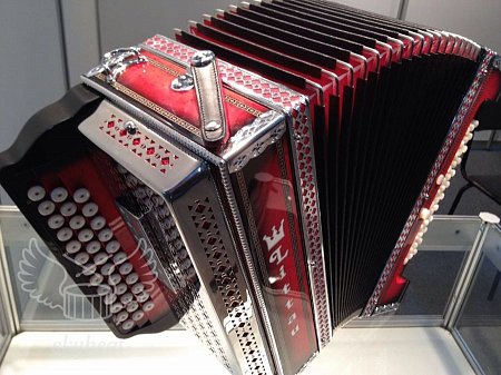 Гармонь многотембровая Littau 36/36/6/4 7R rd купить в Москве: цены, доставка, фото Гармонь многотембровая Littau 36/36/6/4 7R rd купить в Москве: цены, доставка, фото