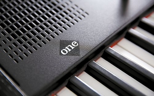 Johannus ONE Series ONE купить в Москве: цены, доставка, фото Johannus ONE Series ONE купить в Москве: цены, доставка, фото