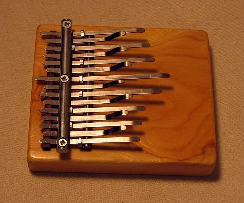 Ньюнг-ньюнг мбира, Строгий (ННМСт) купить в Москве: цены, доставка, фото Ньюнг-ньюнг мбира, Строгий (ННМСт) купить в Москве: цены, доставка, фото