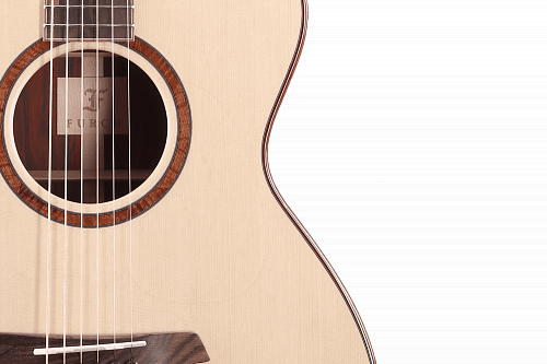 FURCH Pure Red OMc-LC Акустическая гитара с кейсом купить в Москве: цены, доставка, фото FURCH Pure Red OMc-LC Акустическая гитара с кейсом купить в Москве: цены, доставка, фото