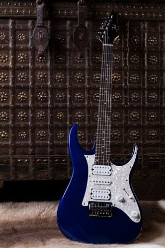 Электрогитара JET UAE 550 MBL купить в Москве: цены, доставка, фото Электрогитара JET UAE 550 MBL купить в Москве: цены, доставка, фото