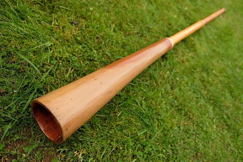 Диджерибон из австралийского эвкалипта и ПВХ – F, F#, E, D#, D, C#, C, B продажа в Москве Диджерибон из австралийского эвкалипта и ПВХ – F, F#, E, D#, D, C#, C, B купить в Москве: цены, доставка, фото