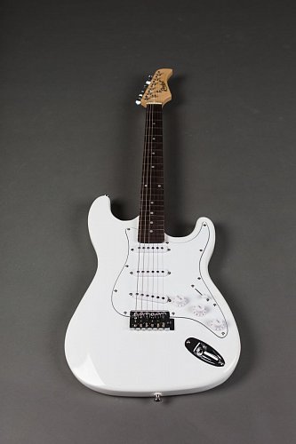 Электрогитара ROCKET ST-01/WH 39" купить в Москве: цены, доставка, фото Электрогитара ROCKET ST-01/WH 39" купить в Москве: цены, доставка, фото