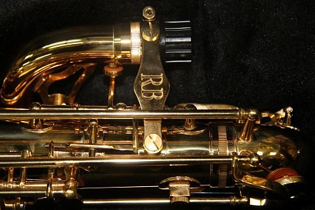 ROY BENSON BS-302 баритон саксофон купить в Москве: цены, доставка, фото ROY BENSON BS-302 баритон саксофон купить в Москве: цены, доставка, фото