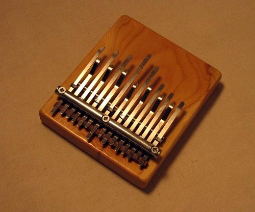 Ньюнг-ньюнг мбира, Строгий (ННМСт) купить в Москве: цены, доставка, фото Ньюнг-ньюнг мбира, Строгий (ННМСт) купить в Москве: цены, доставка, фото