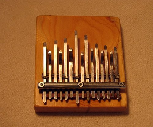 Ньюнг-ньюнг мбира, Строгий (ННМСт) купить в Москве: цены, доставка, фото Ньюнг-ньюнг мбира, Строгий (ННМСт) купить в Москве: цены, доставка, фото